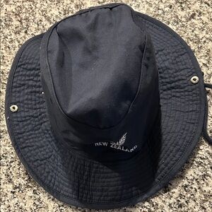 Black Outdoor Hat